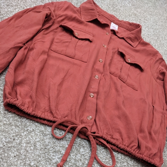 (2/$25) No Boundaries coral full sleeve button down shirt ruched waist tie - Picture 2 of 14